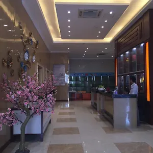 2* Hotel Apollo