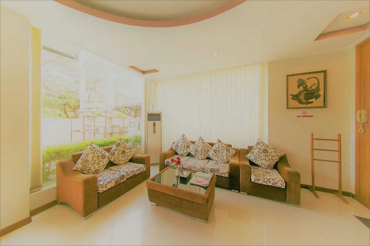 Hotel Mindhama Γιανγκόν