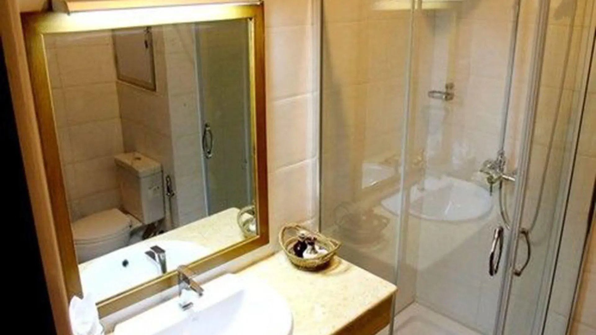 Hotel Mindhama Γιανγκόν Μιανμάρ